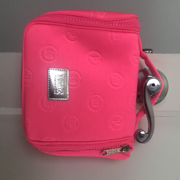 Victoria’s Secret -PINK makeup bag. - Picture 5 of 5